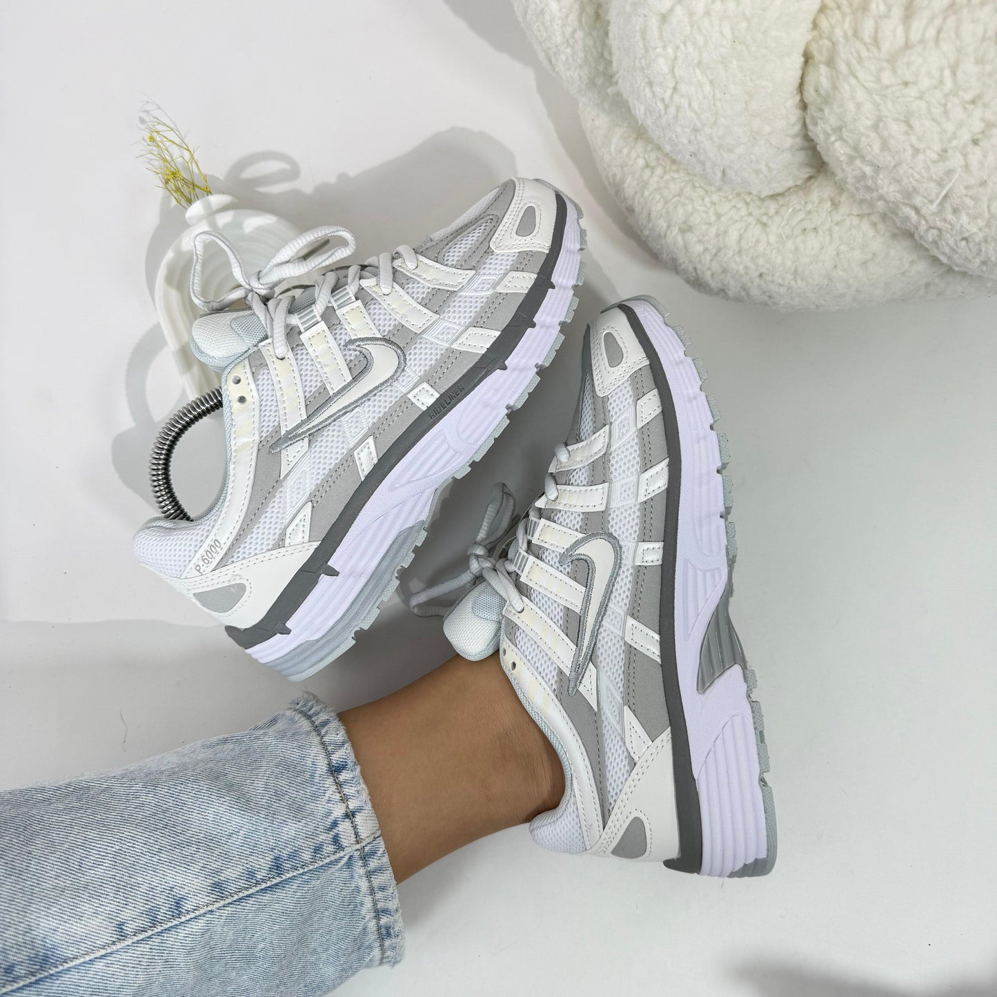 NIKE AIR P6000